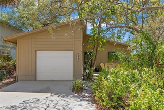 407 Indiana Ave, Crystal Beach, FL 34681