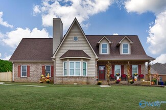 163 Henson Dr, Huntsville, AL 35811