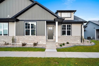 2850 Elm Tree Hill, Howard, WI 54313