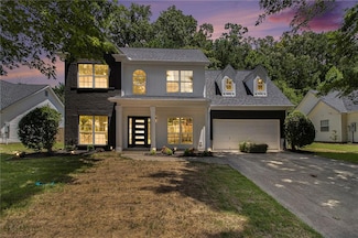 5259 Leecroft Dr, Buford, GA 30518