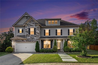 2113 Dodson Woods Dr, Fairburn, GA 30213