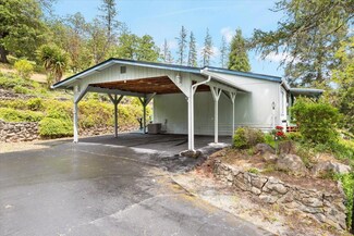 5648 Foothill Blvd Unit 10, Rogue River, OR 97537
