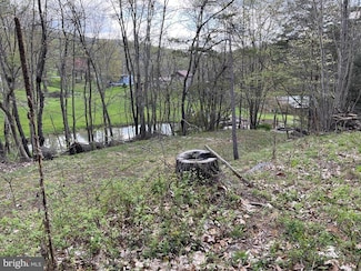 848 Bunker Hill Rd, Honey Grove, PA 17035