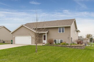 229 Dover St S, Dover, MN 55929