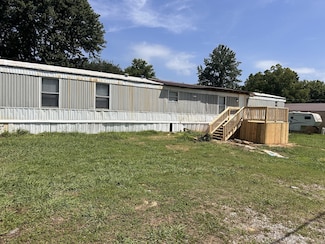 535 Davis St, Smithville, TN 37166