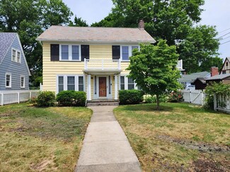 654 Elizabeth St, Elmira, NY 14905