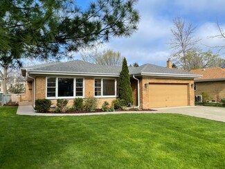 9252 Central Park Ave, Evanston, IL 60203