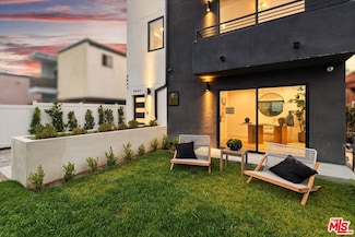 5441 Blackwelder St, Los Angeles, CA 90016