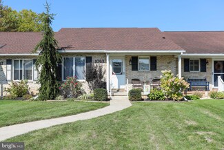1063 Westgate Dr, Chambersburg, PA 17201