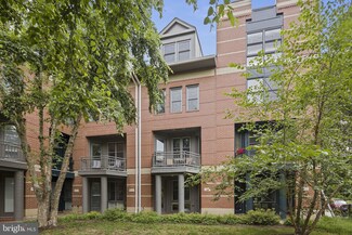 1823 16th St N, Arlington, VA 22209