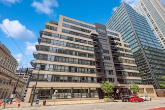 130 S Canal St Unit 210, Chicago, IL 60606