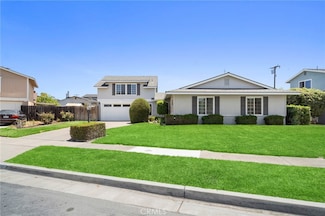 16660 Spruce Cir, Fountain Valley, CA 92708