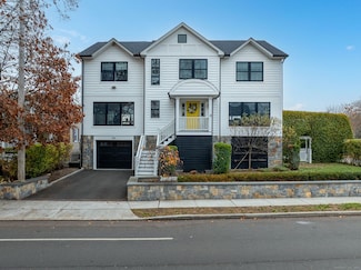 783 Reef Rd, Fairfield, CT 06824