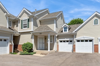 1738 Landreth Ct, Aurora, IL 60504