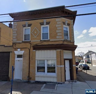 75 Lodi St, Hackensack, NJ 07601