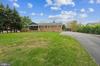 8822 Lafayette Dr, Owings, MD 20736