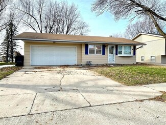 1605 Burlington Ave, Worthington, MN 56187