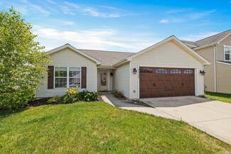 4515 Castle Rock Dr, New Haven, IN 46774