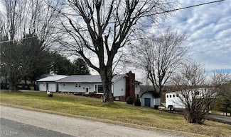 2681 E Hooppole Ridge Rd NE, McConnelsville, OH 43756