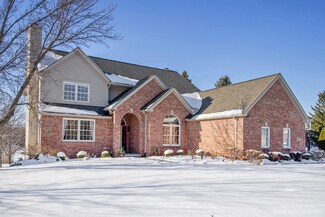 4466 Lake Forest Dr E, Ann Arbor, MI 48108