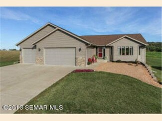 627 627 Manheim Ave, St. Charles, MN 55972