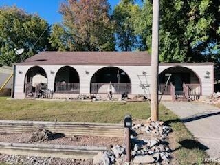 1413 W Main St, Vandalia, IL 62471