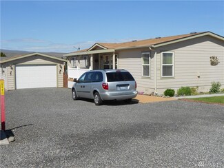 104 Sunshine Cir S, Mattawa, WA 99349