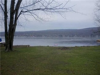 5545 Twin Bay Dr, Honeoye, NY 14471