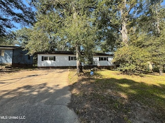 2815 Tara Rd, Jackson, MS 39212