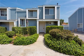 15735 Nordhoff St Unit 16, North Hills, CA 91343