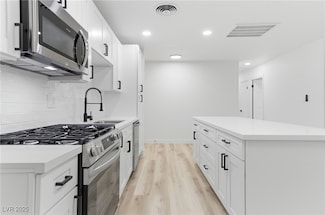 2912 Scarlet Oak Ave, Las Vegas, NV 89104