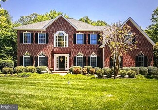 8921 Grotto Ct, Pomfret, MD 20675