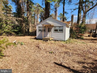 20280 Charles Hall Ct, Coltons Point, MD 20626