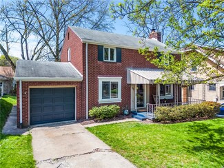 35 Marlin Dr E, Pittsburgh, PA 15216