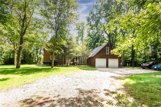 5465 W Whittier Dr, Knightstown, IN 46148