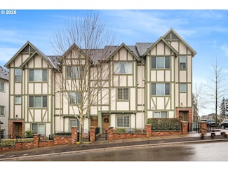 28554 SW Dundee Ln, Wilsonville, OR 97070