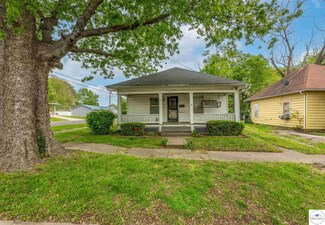 1701 S Marvin Ave, Sedalia, MO 65301
