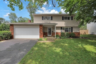 72 Rockwell Way, Worthington, OH 43085