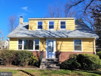35 Knowles St, Pennington, NJ 08534