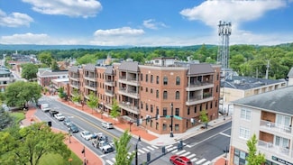 301 S Main St, Blacksburg, VA 24060
