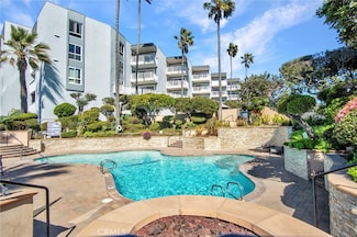610 The Village Unit 212, Redondo Beach, CA 90277