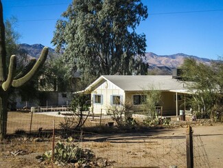 20440 E Feldspar Ln Unit 2, Black Canyon City, AZ 85324