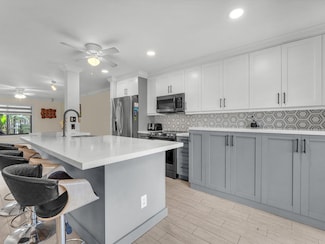 1521 NW 113th Terrace, Pembroke Pines, FL 33026