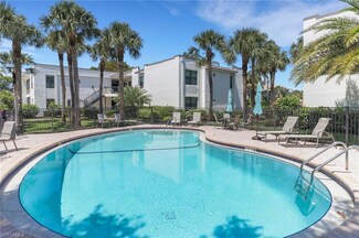 822 10th Ave S, Naples, FL 34102