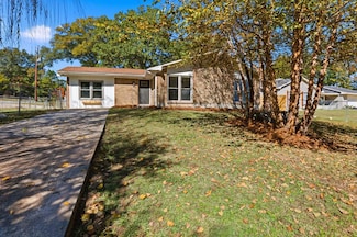 6215 Parker Dr, Columbus, GA 31907