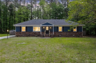 3233 Gordon Dr, Petersburg, VA 23805