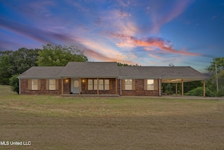 1945 Pryor Rd, Coldwater, MS 38618