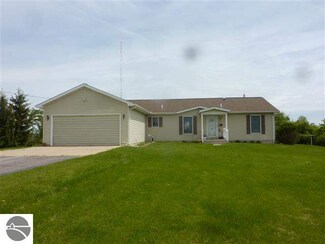 6926 N Lincoln Rd, Rosebush, MI 48878