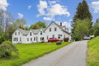 19 Cobbossee Ave, Gardiner, ME 04345