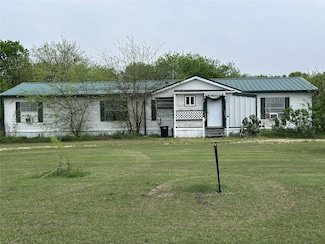 132 Meadowview Ln, Hubbard, TX 76648